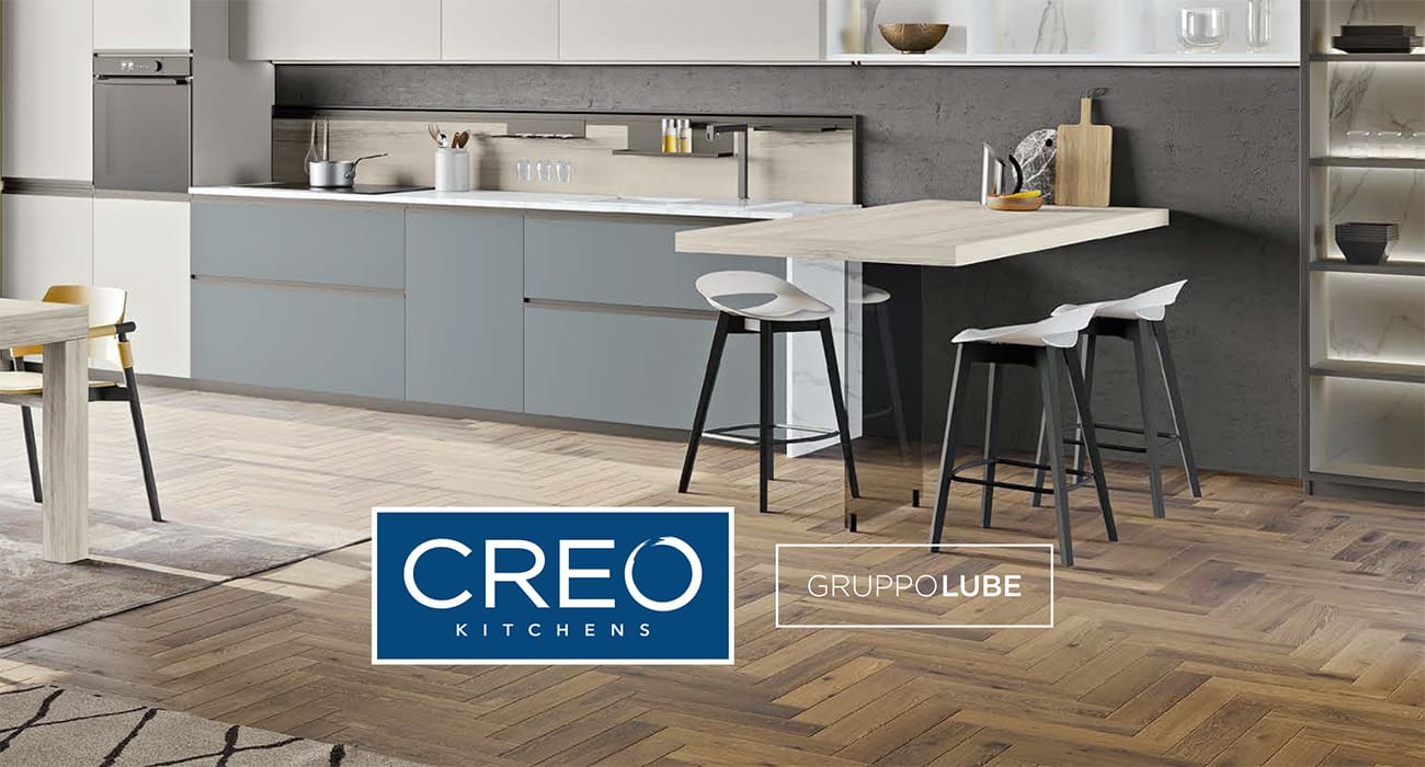 Consegna certificata del catalogo Creo Kitchens tra Lombardia e Toscana