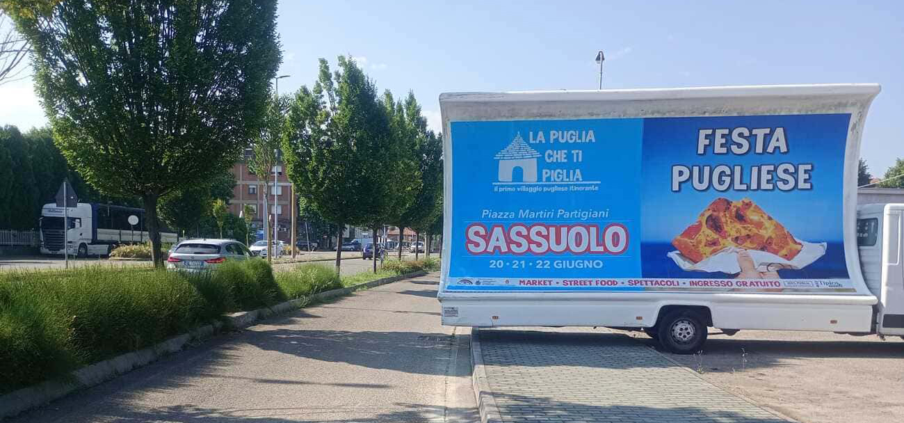 Vele mobili pubblicitarie CST a SASSUOLO per la festa "la Puglia che ti piglia"