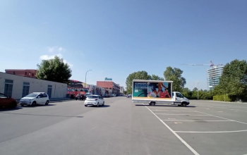 vele pubblicitarie CST al giro d'Italia con Regina a Pisa e Siena (12)