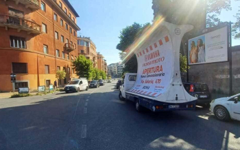 Vele mobili pubblicitarie CST a ROMA NORD per ROSSI MOTO (1)