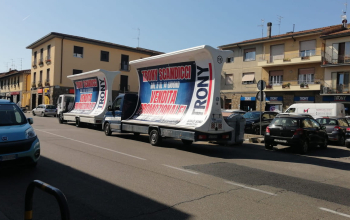 Vele pubblicitarie mobili CST a Scandicci per TRONY (2)