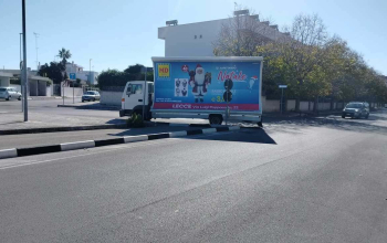 vele pubblicitarie mobili CST a Lecce per MD (3)