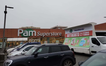 Vele movili pubblicitarie CST per PAM ad Asti