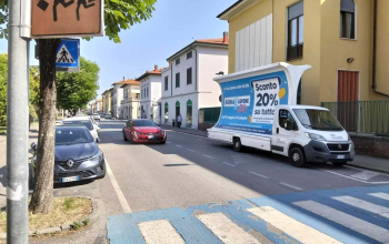 Vele mobili pubblicitarie CST a CERTALDO per Acqua e Sapone (3)