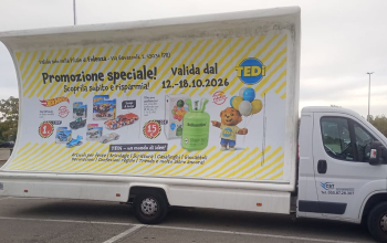 Vele mobili pubblicitarie CST per TEDi a Fidenza (2)