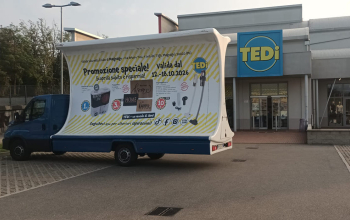 Vele mobili pubblicitarie CST per TEDi a Magnago